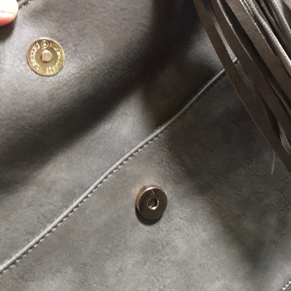 Gold Chain Gray Club Purse - Picture 4 of 5